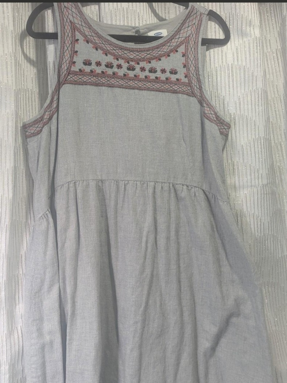 Old Navy Gray Top with Red and Black Embroidery